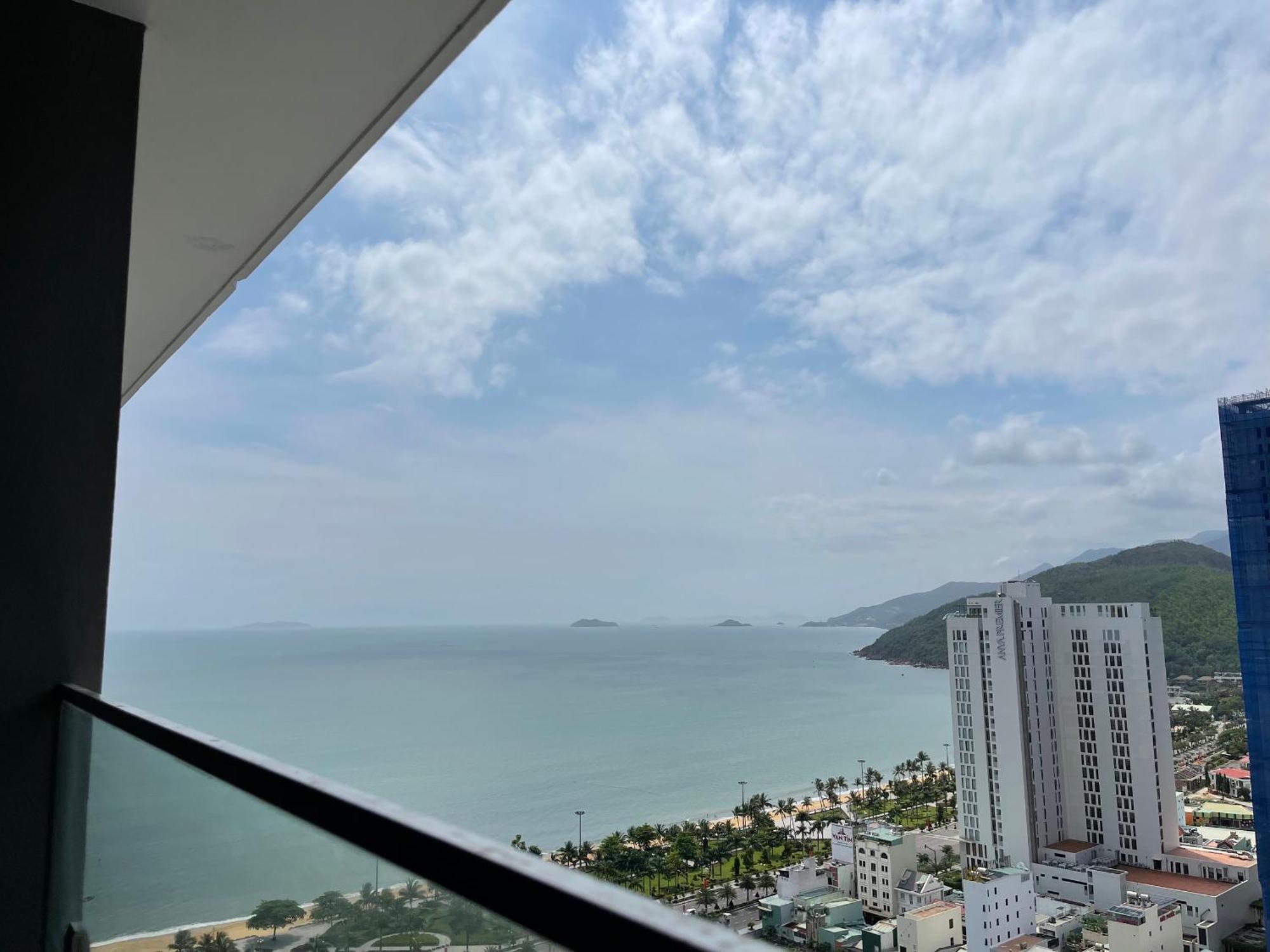 Q House- Flc Sea Tower Apartment Quy Nhon Exterior photo